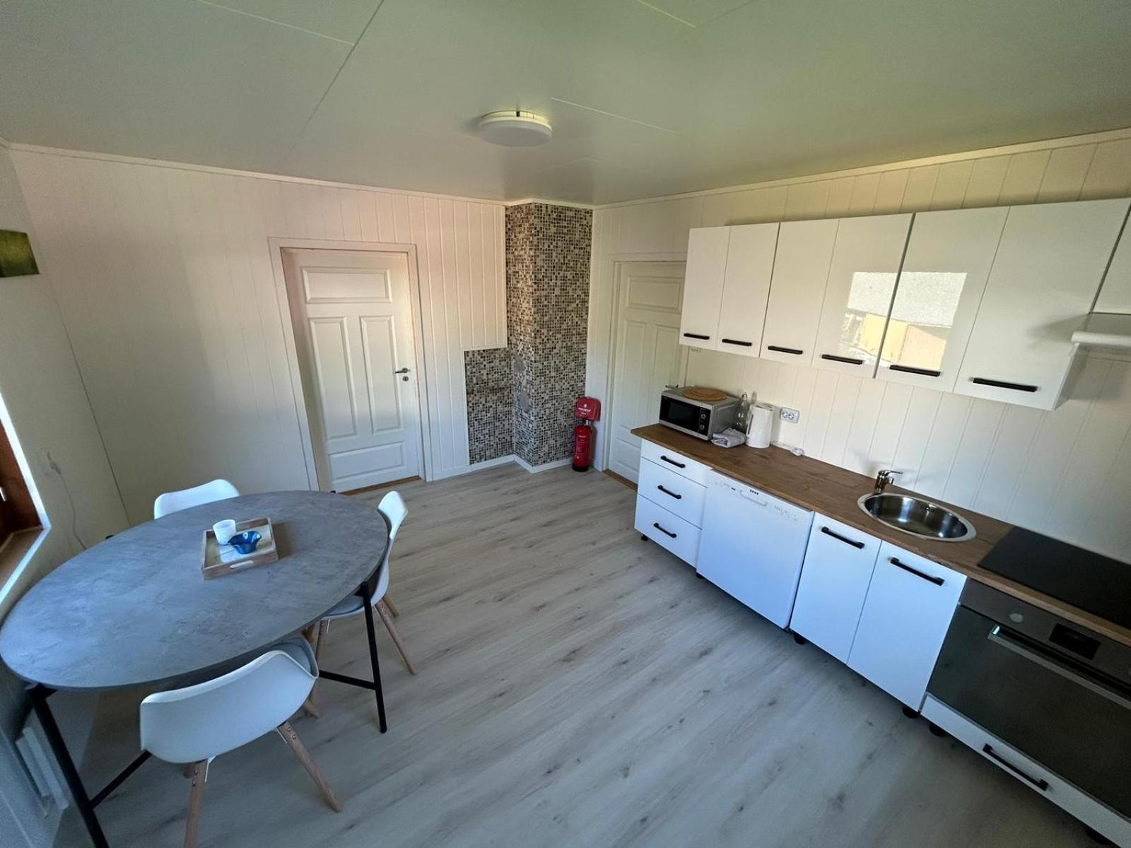 Ferrytale, Cozy, Spacious House On Senja Gryllefjord Exterior foto